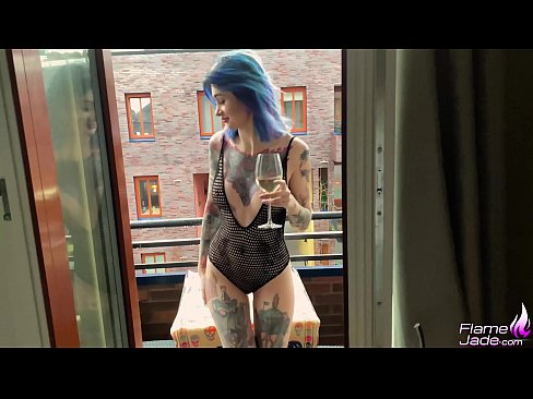❤️ Ragazza tremenda chì succhia cù una bocca è cazzo appassionatamente sottu à u celu apertu ❤️❌ Pornu di qualità à co.porno-fuq.ru